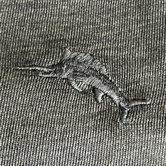 Tommy Bahama Paradise Valley Long Sleeve Henley T Shirt in Gray - NWOT - Medium - Picture 7 of 7